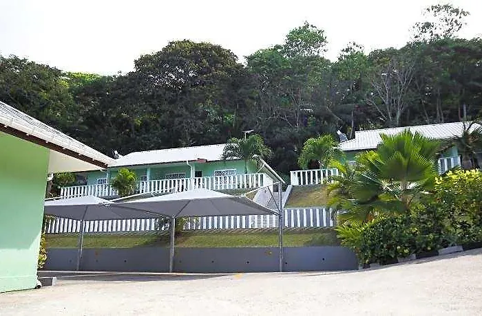Surfers Self Catering Hotel 5*