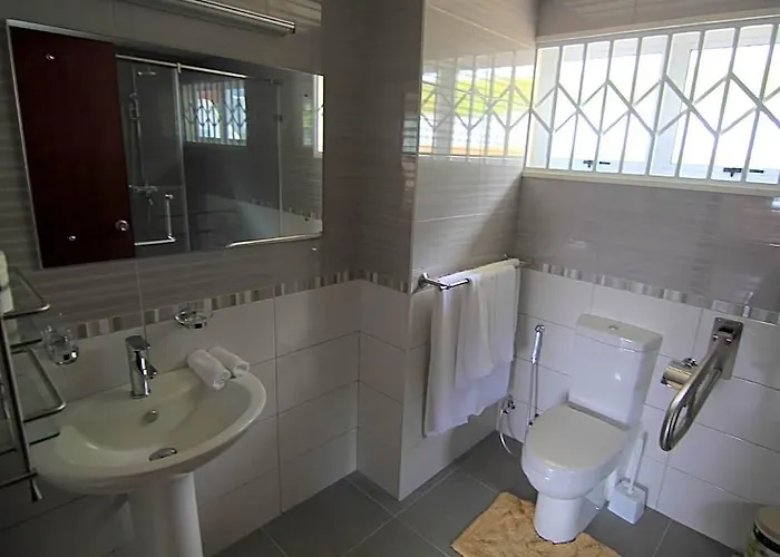 Surfers Self Catering Hotel