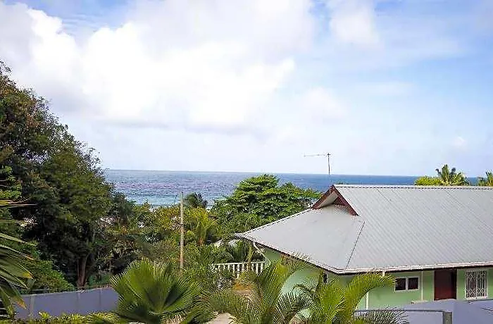 Surfers Self Catering Hotel 5*
