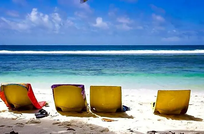Surfers Self Catering Hotel