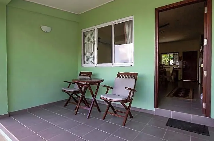 Hotel Surfers Self Catering Anse Forbans Beach